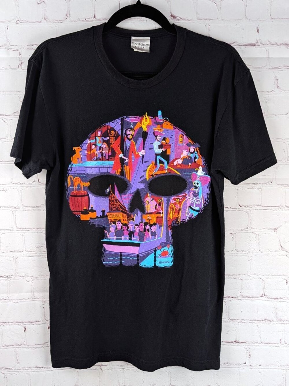 Disney WonderGround Pirates of the Caribbean Ride Graphic Tee S